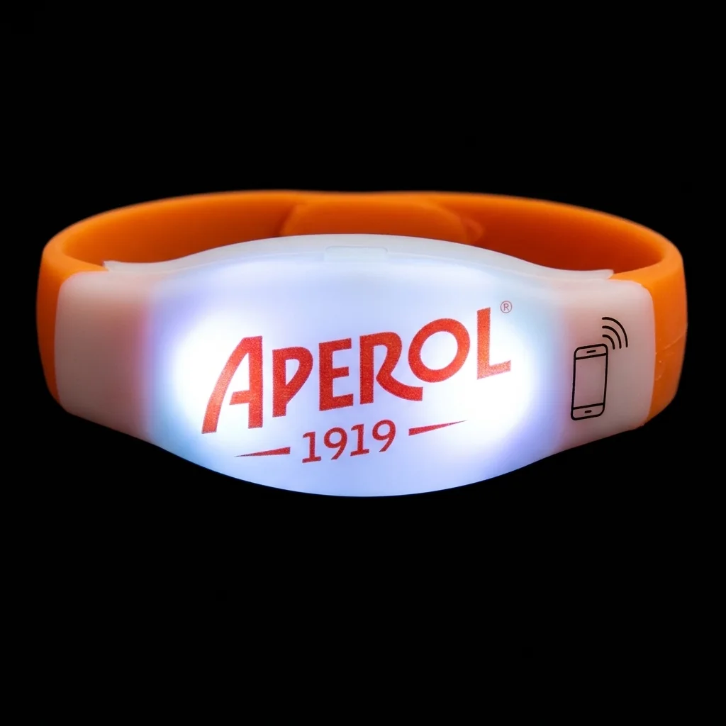 Bracelet LED lumineux avec marquage Aperol et pictogramme NFC